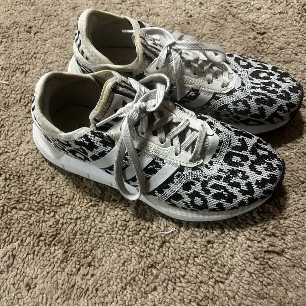 Adidas Women's Patterned Black and White Sneakers